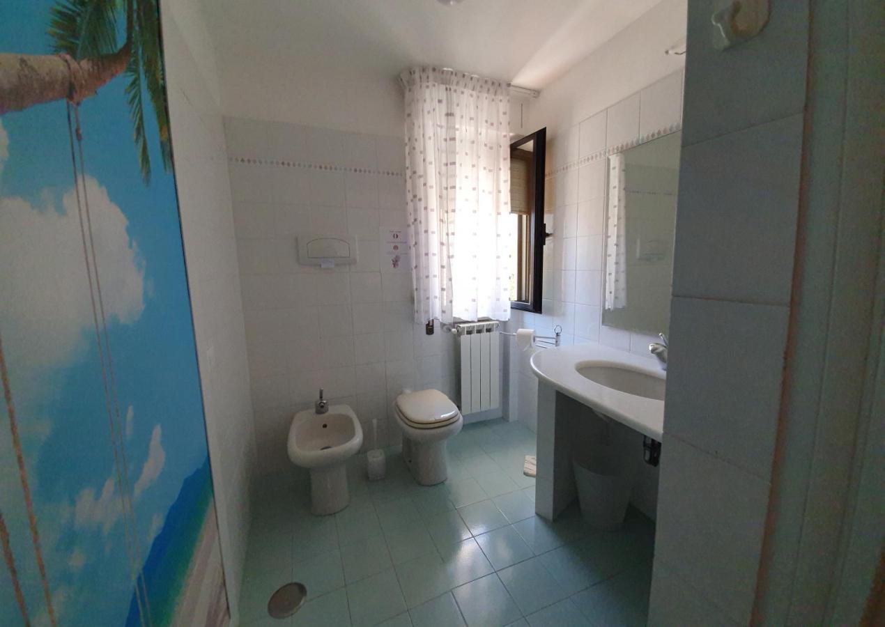 Acquamarina Hotel Civitavecchia Buitenkant foto